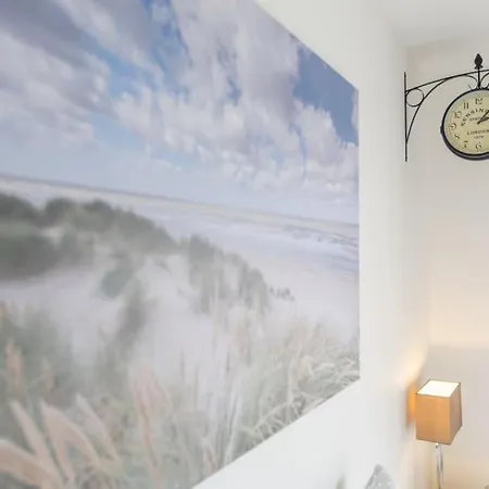Charming Studio Near Beach Apartmán